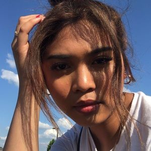 Meet your Posher, Xzarrina